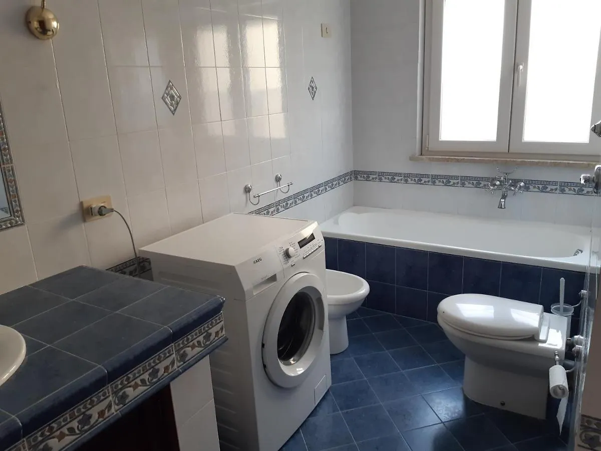 Suite Fronte Spiaggia - 50M Dalla Spiaggia Trapani 0*,  Italy